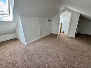 Loft Room- click for photo gallery